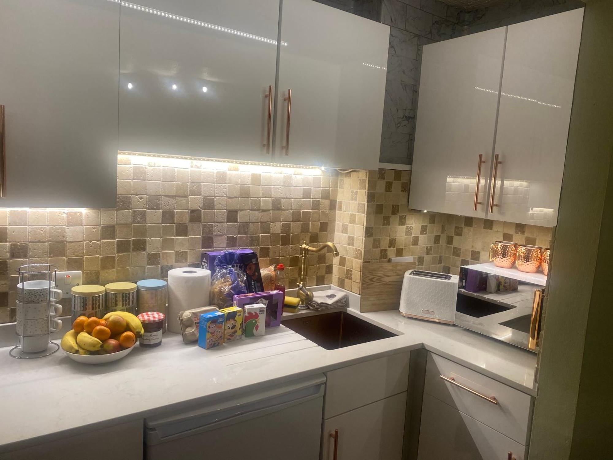 Quiet Lower Floor 2 Bed City Apartment With Private Patio Garden Bath Kültér fotó