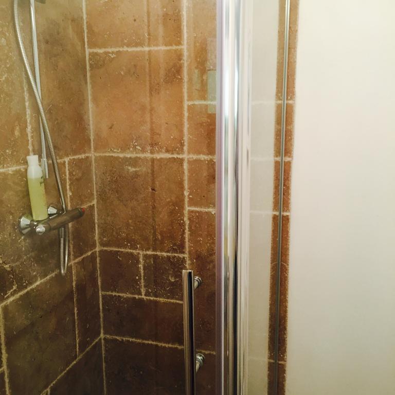 Quiet Lower Floor 2 Bed City Apartment With Private Patio Garden Bath Kültér fotó
